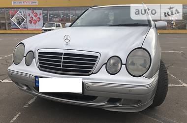 Універсал Mercedes-Benz E-Class 2001 в 