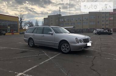 Універсал Mercedes-Benz E-Class 2001 в 
