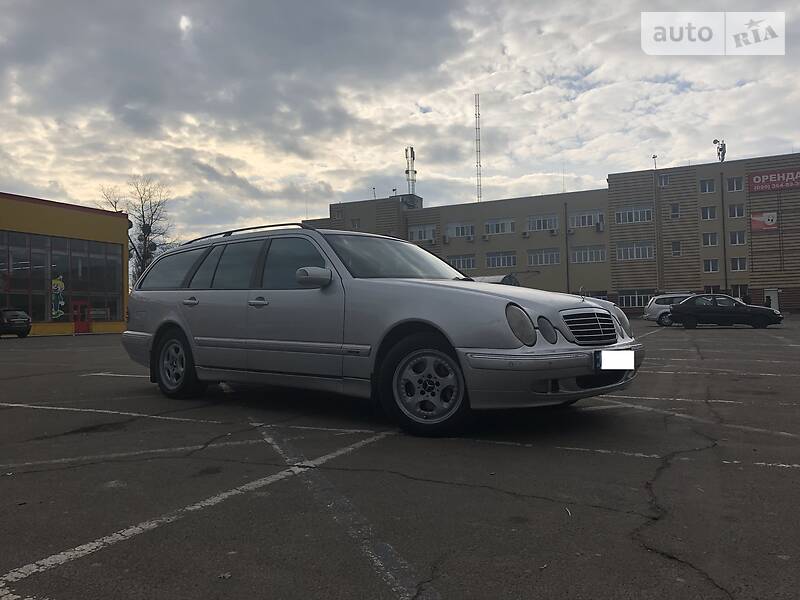 Універсал Mercedes-Benz E-Class 2001 в Житомирі