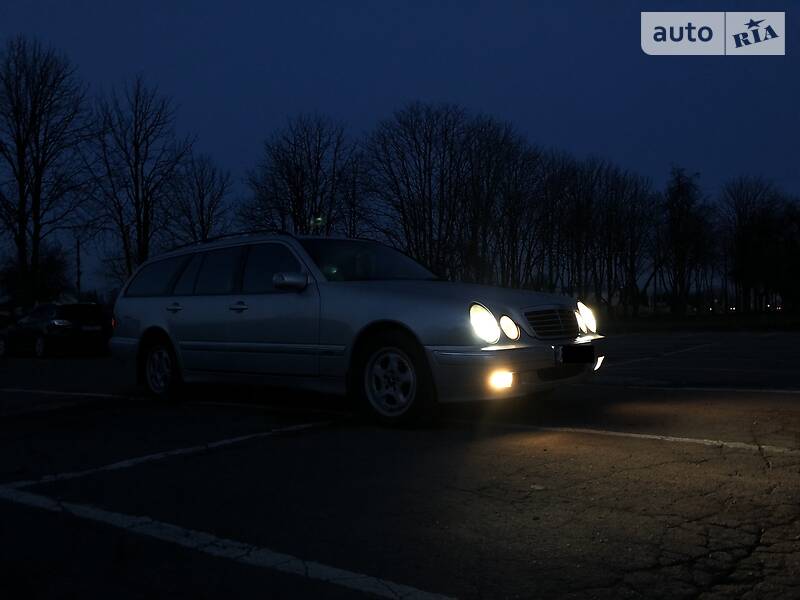 Універсал Mercedes-Benz E-Class 2001 в Житомирі