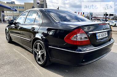 Седан Mercedes-Benz E-Class 2007 в 
