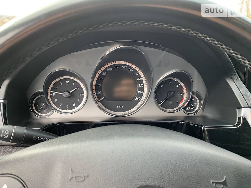 Седан Mercedes-Benz E-Class 2011 в Луцьку фото 10 Седан Mercedes-Benz E-Class 2011 в Луцьку