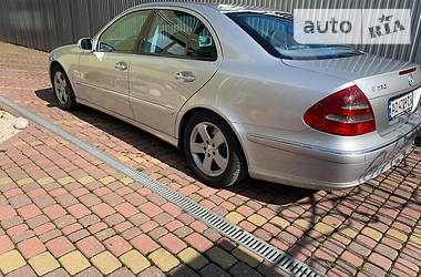 Седан Mercedes-Benz E-Class 2002 в 