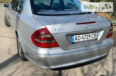Седан Mercedes-Benz E-Class 2002 в 