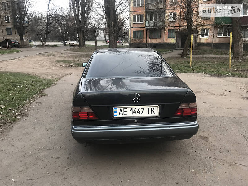 Купе Mercedes-Benz E-Class 1995 в Кривому Розі