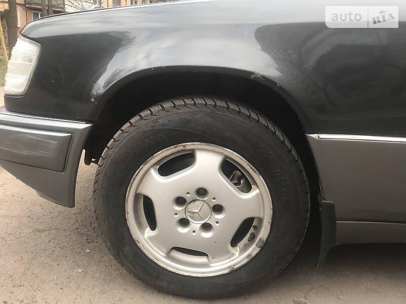 Купе Mercedes-Benz E-Class 1995 в Кривому Розі