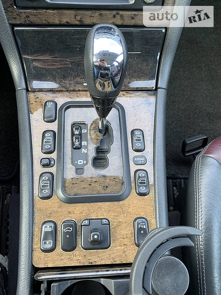 Седан Mercedes-Benz E-Class 2000 в Чернівцях