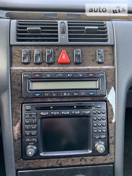 Седан Mercedes-Benz E-Class 2000 в Чернівцях