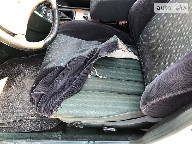 Седан Mercedes-Benz E-Class 1991 в Вінниці