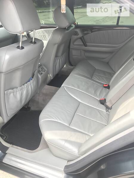 Седан Mercedes-Benz E-Class 1996 в Кропивницькому
