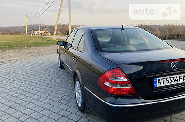 Седан Mercedes-Benz E-Class 2003 в Ивано-Франковске