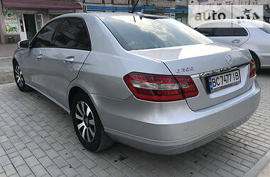 Седан Mercedes-Benz E-Class 2011 в Бродах