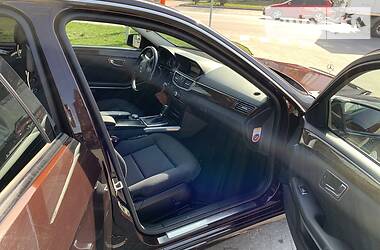 Седан Mercedes-Benz E-Class 2010 в 