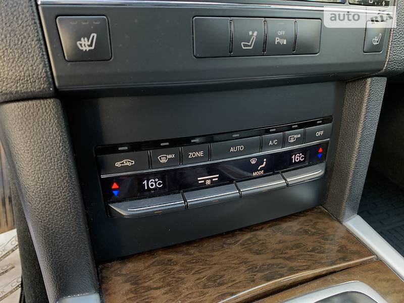 Універсал Mercedes-Benz E-Class 2011 в Івано-Франківську