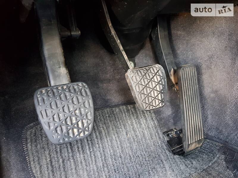 Седан Mercedes-Benz E-Class 1997 в Хмельницькому фото 80 Седан Mercedes-Benz E-Class 1997 в Хмельницькому