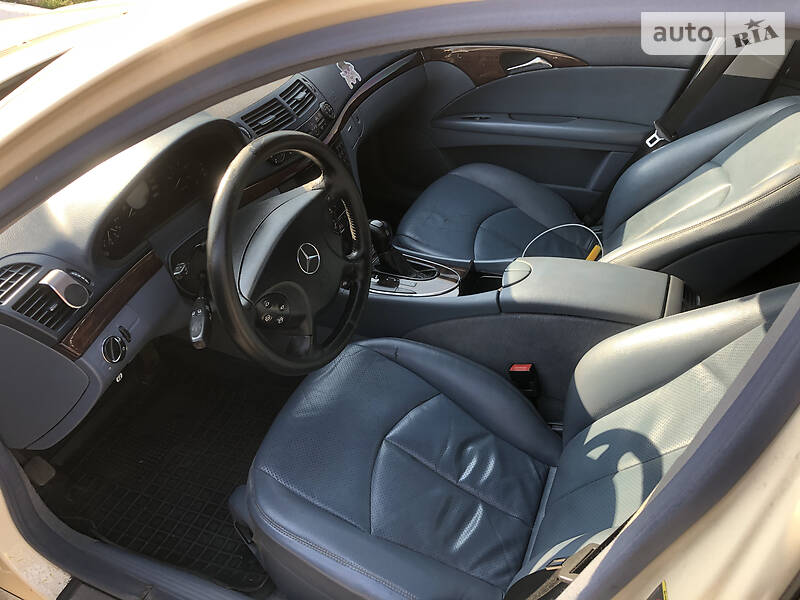 Седан Mercedes-Benz E-Class 2006 в Києві фото 19 Седан Mercedes-Benz E-Class 2006 в Києві