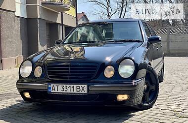 Седан Mercedes-Benz E-Class 2001 в 