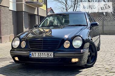 Седан Mercedes-Benz E-Class 2001 в Ивано-Франковске