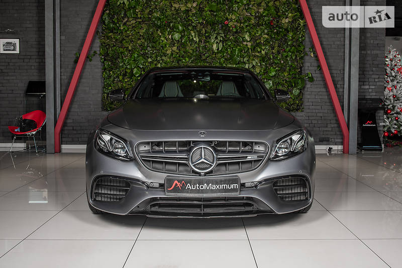 Седан Mercedes-Benz E-Class 2018 в 