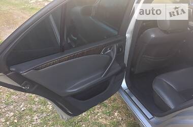 Седан Mercedes-Benz E-Class 2000 в 