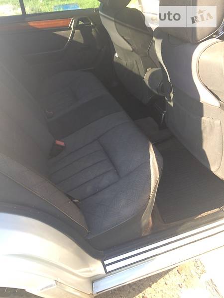 Седан Mercedes-Benz E-Class 1995 в Сваляві фото 43 Седан Mercedes-Benz E-Class 1995 в Сваляві