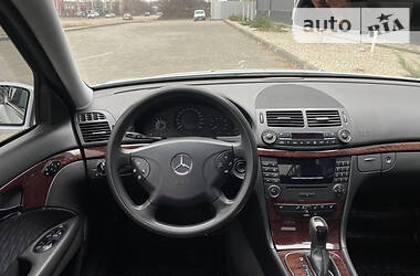 Седан Mercedes-Benz E-Class 2006 в 