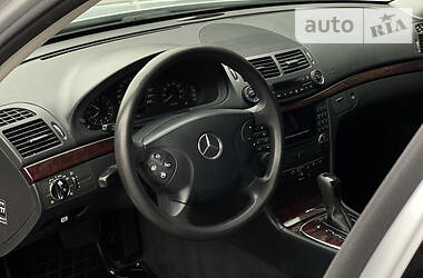 Седан Mercedes-Benz E-Class 2006 в 
