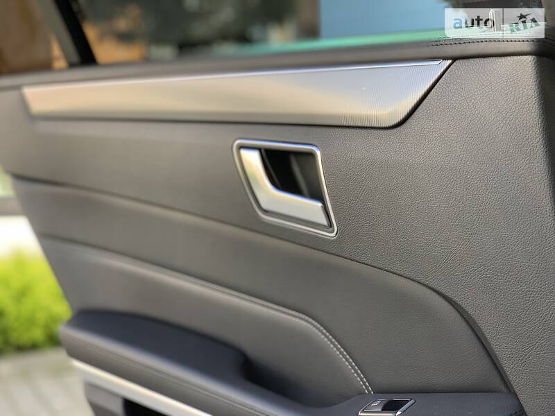 Седан Mercedes-Benz E-Class 2014 в Ивано-Франковске