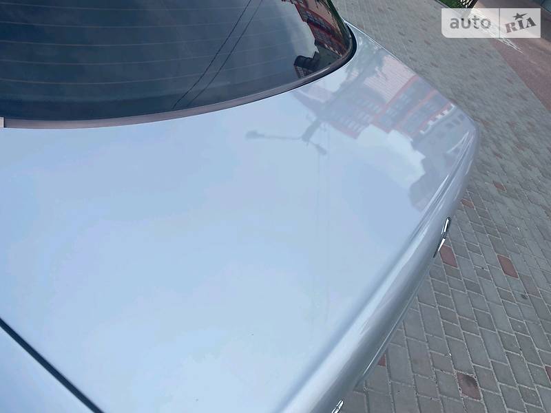 Седан Mercedes-Benz E-Class 2000 в Коломиї