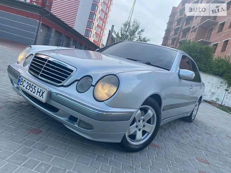 Седан Mercedes-Benz E-Class 2000 в Коломиї