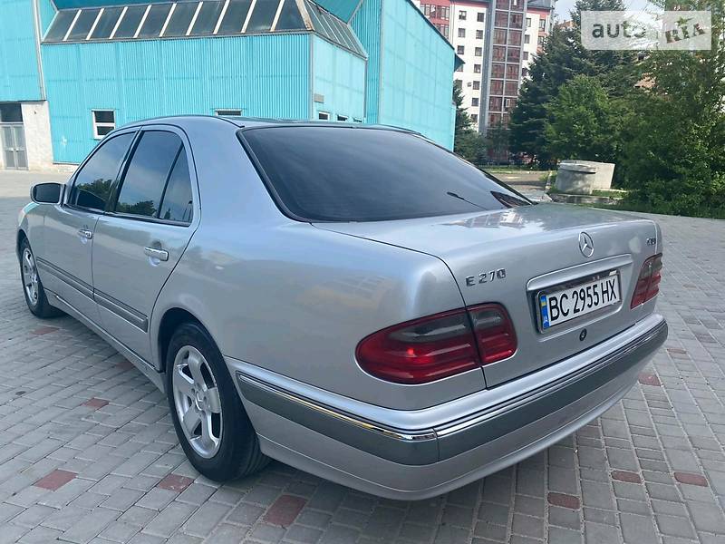 Седан Mercedes-Benz E-Class 2000 в Коломиї