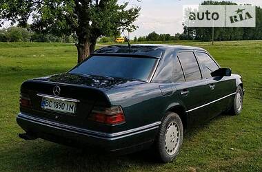 Седан Mercedes-Benz E-Class 1995 в Миколаєві