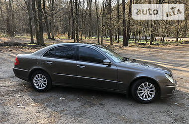 Седан Mercedes-Benz E-Class 2007 в Львове