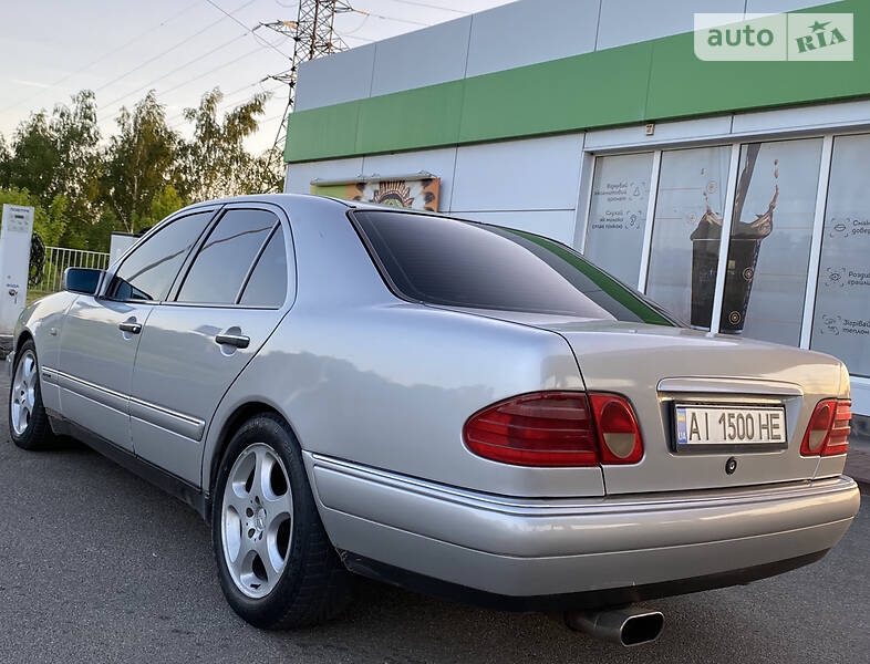 Седан Mercedes-Benz E-Class 1997 в Нежине