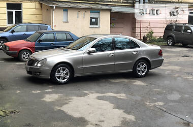 Седан Mercedes-Benz E-Class 2008 в Виннице