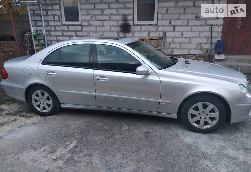Седан Mercedes-Benz E-Class 2007 в Рівному