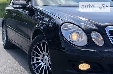 Седан Mercedes-Benz E-Class 2007 в 