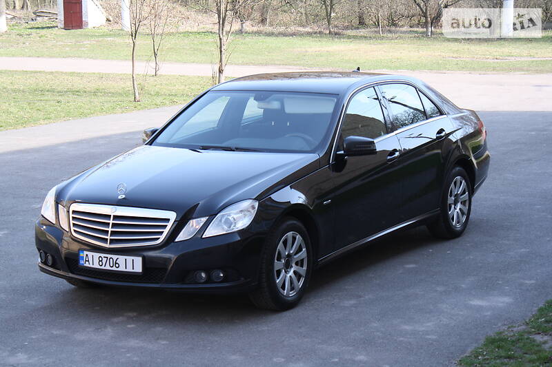 Седан Mercedes-Benz E-Class 2011 в Києві