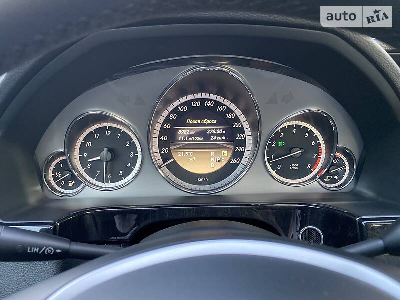 Седан Mercedes-Benz E-Class 2012 в Києві