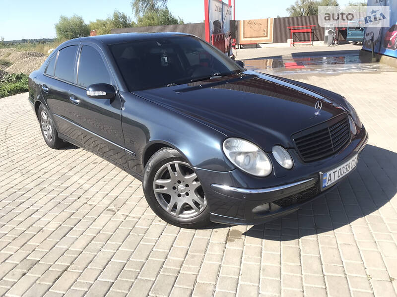 Седан Mercedes-Benz E-Class 2002 в Ивано-Франковске