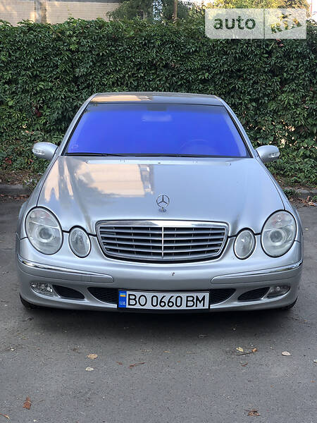 Седан Mercedes-Benz E-Class 2003 в Києві фото Седан Mercedes-Benz E-Class 2003 в Києві