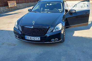 Універсал Mercedes-Benz E-Class 2010 в Дунаївцях