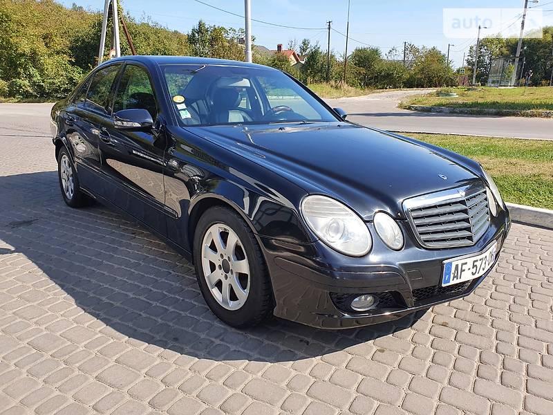 Седан Mercedes-Benz E-Class 2008 в Львове