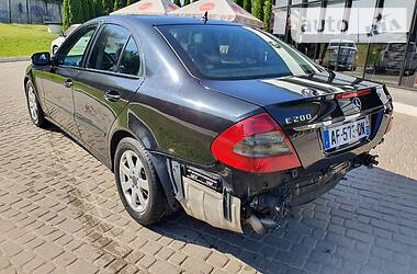 Седан Mercedes-Benz E-Class 2008 в Львове