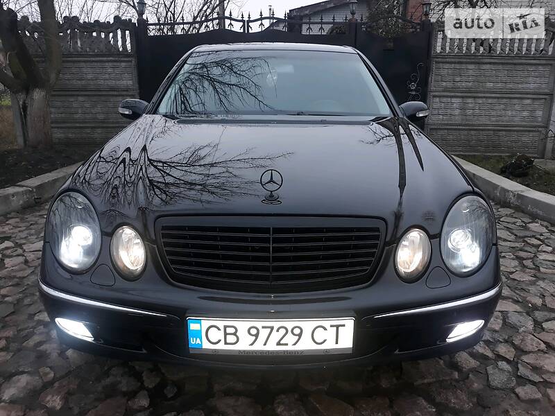 Седан Mercedes-Benz E-Class 2003 в Прилуках