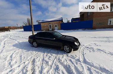 Седан Mercedes-Benz E-Class 2003 в 