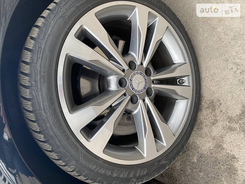 Седан Mercedes-Benz E-Class 2015 в Кременчуці