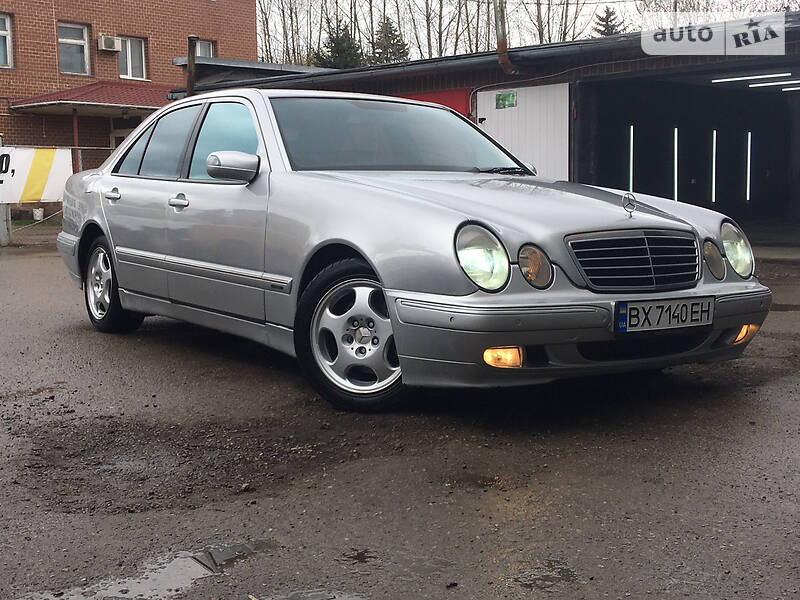 Седан Mercedes-Benz E-Class 2001 в Тернополе