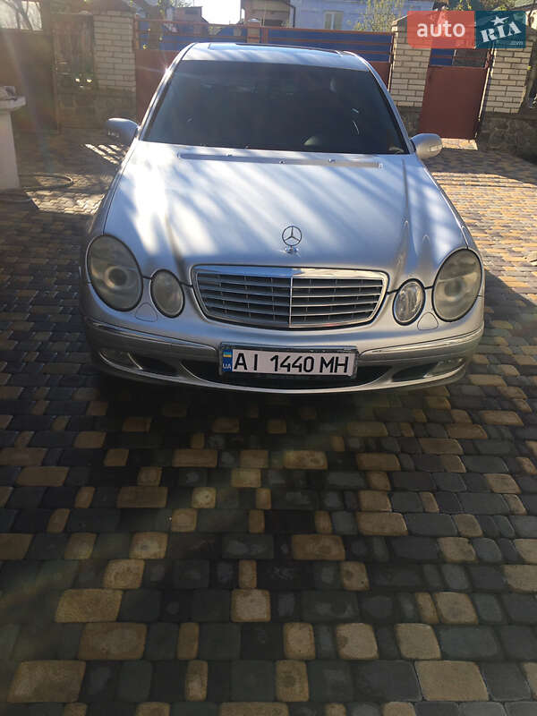 Mercedes-Benz E-Class 2003