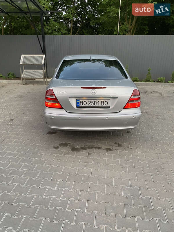 Седан Mercedes-Benz E-Class 2004 в Тернополе